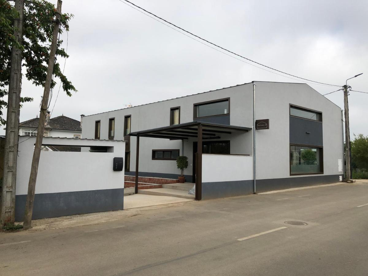 Albergue Santiago 15 Monforte Monforte De Lemos Ngoại thất bức ảnh