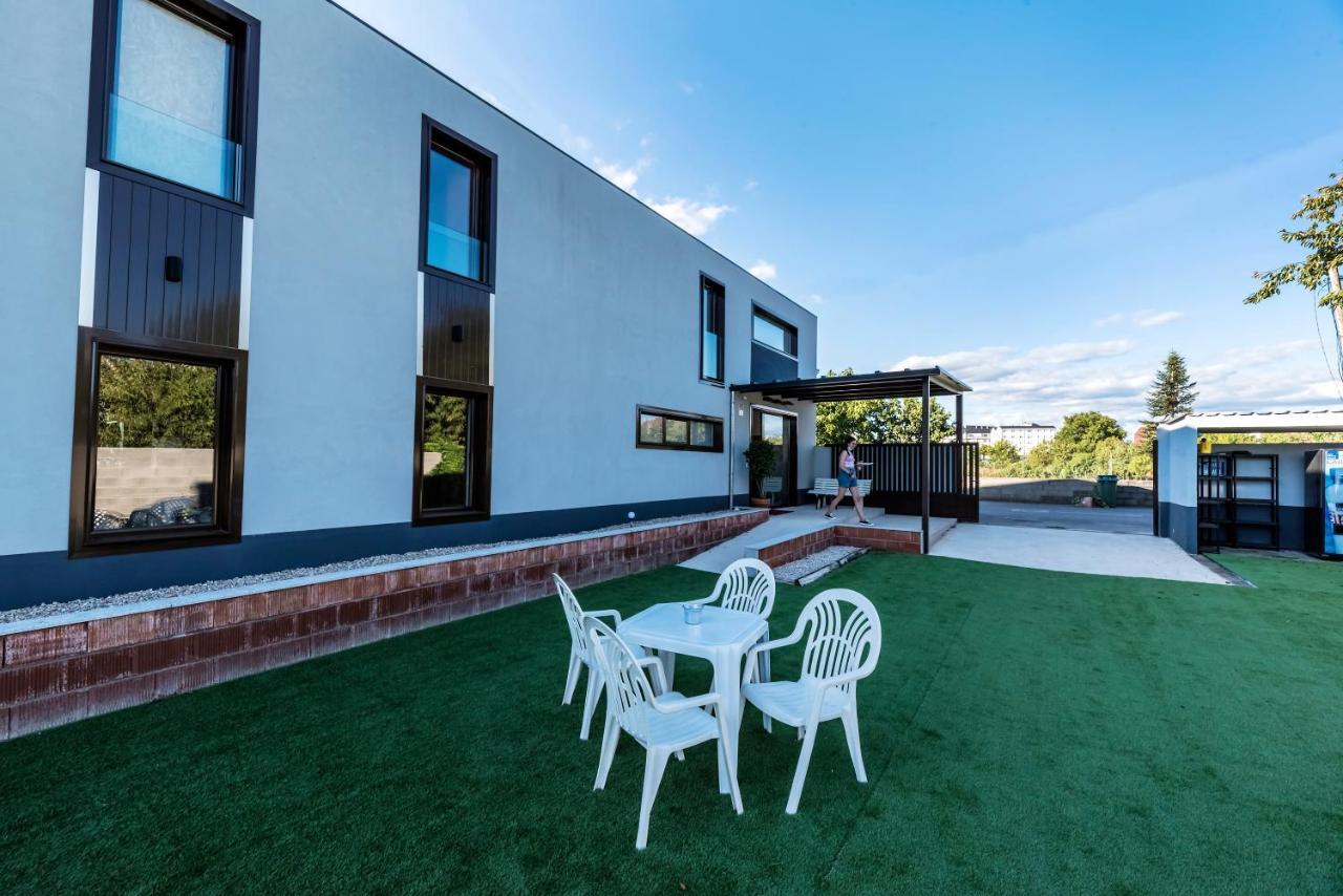 Albergue Santiago 15 Monforte Monforte De Lemos Ngoại thất bức ảnh