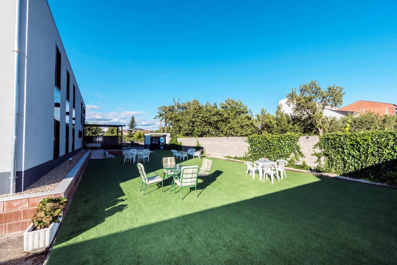 Albergue Santiago 15 Monforte Monforte De Lemos Ngoại thất bức ảnh