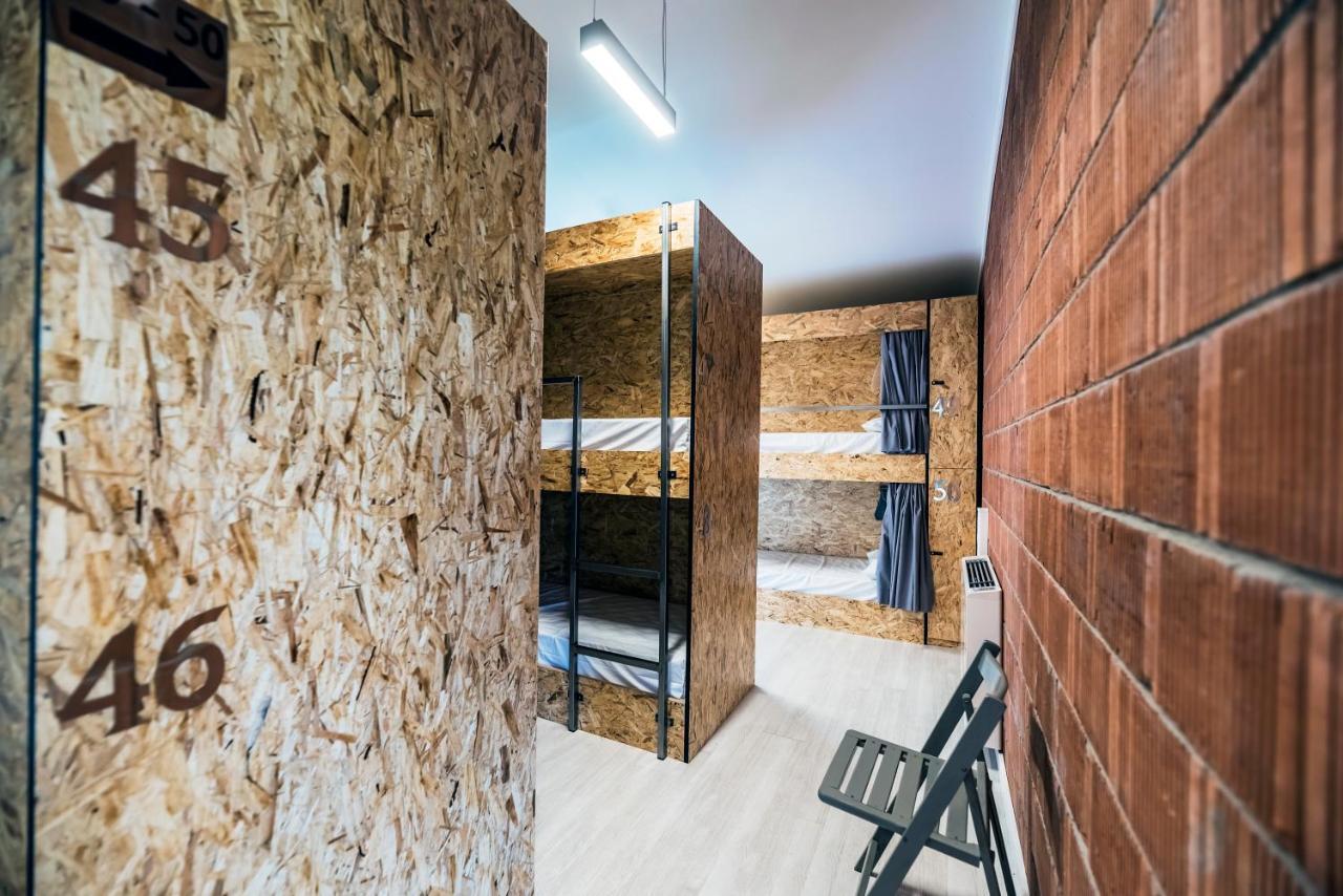 Albergue Santiago 15 Monforte Monforte De Lemos Ngoại thất bức ảnh